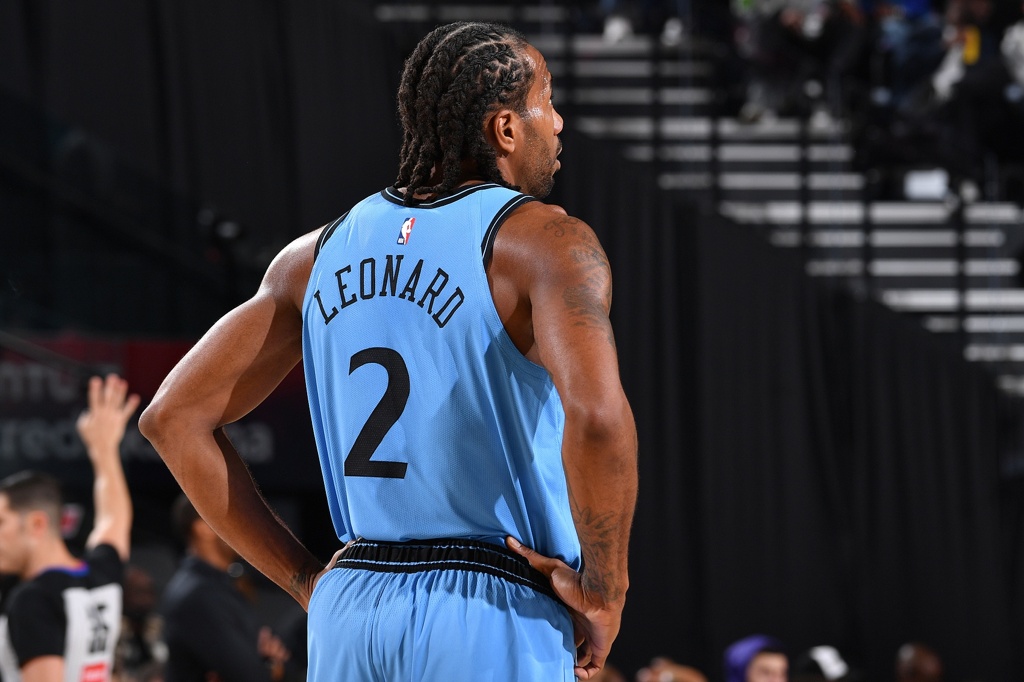 TA：联盟多次向球员强调过经纪人规则 都是因为卡舅不懂规则